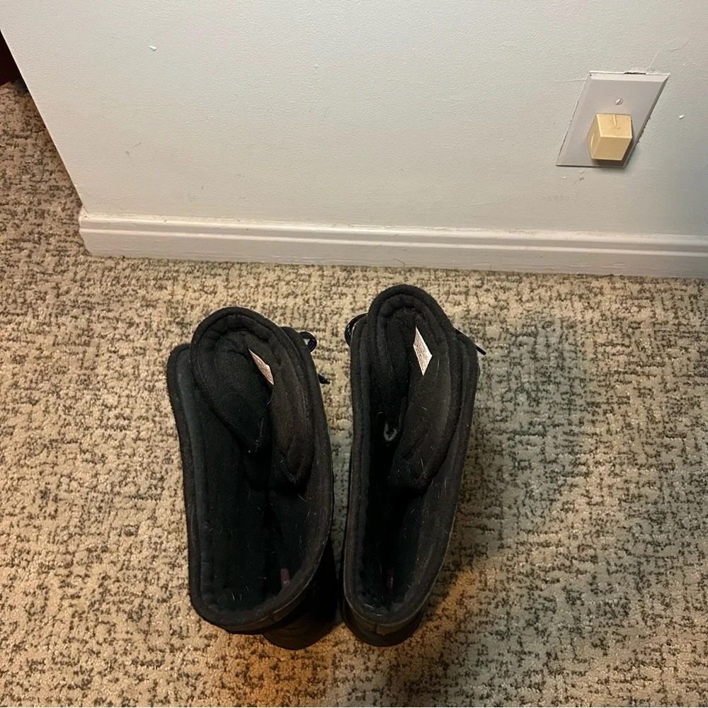 The North Face Black Thermoball Waterproof Utility Lace-Up Winter Boots Size 9.5
